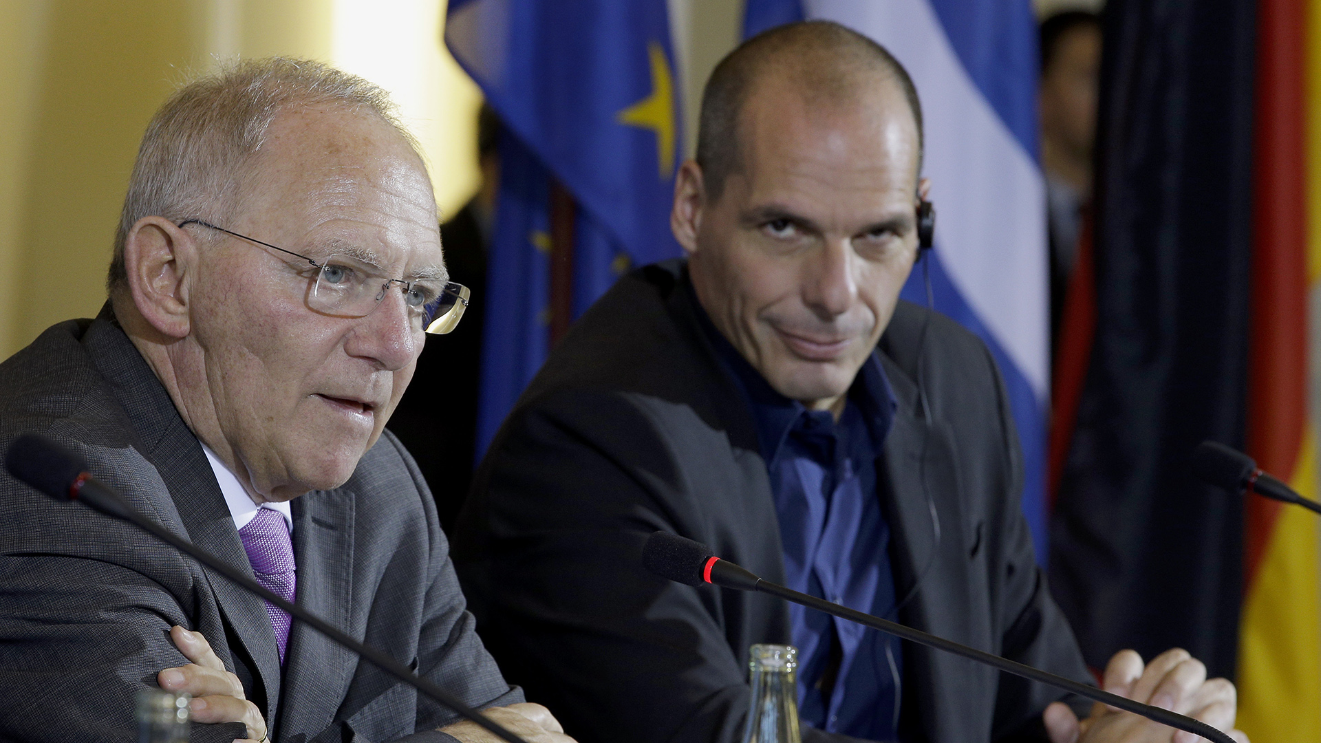 Τσίπρας, Τσακαλώτος και Βαρουφάκης «συνομιλούν» με τον Σόιμπλε για το 2015-3