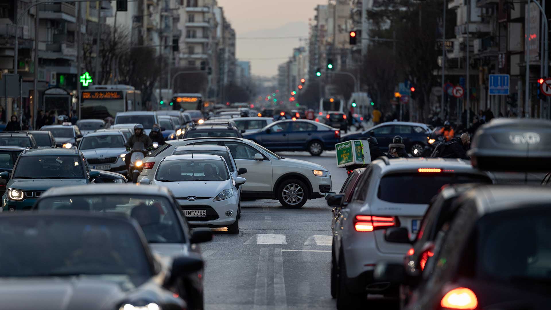 Πώς βιώνουν οι κάτοικοι της Θεσσαλονίκης την κατασκευή του Fly Over-1