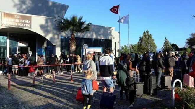 τριπλασιάστηκαν-οι-τούρκοι-επισκέπτ-562974322