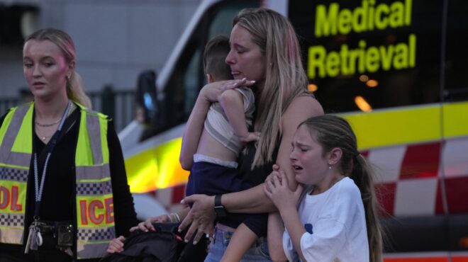 σίδνεϊ-τρέξτε-τρέξτε-κάποιος-μαχαιρ-562980946