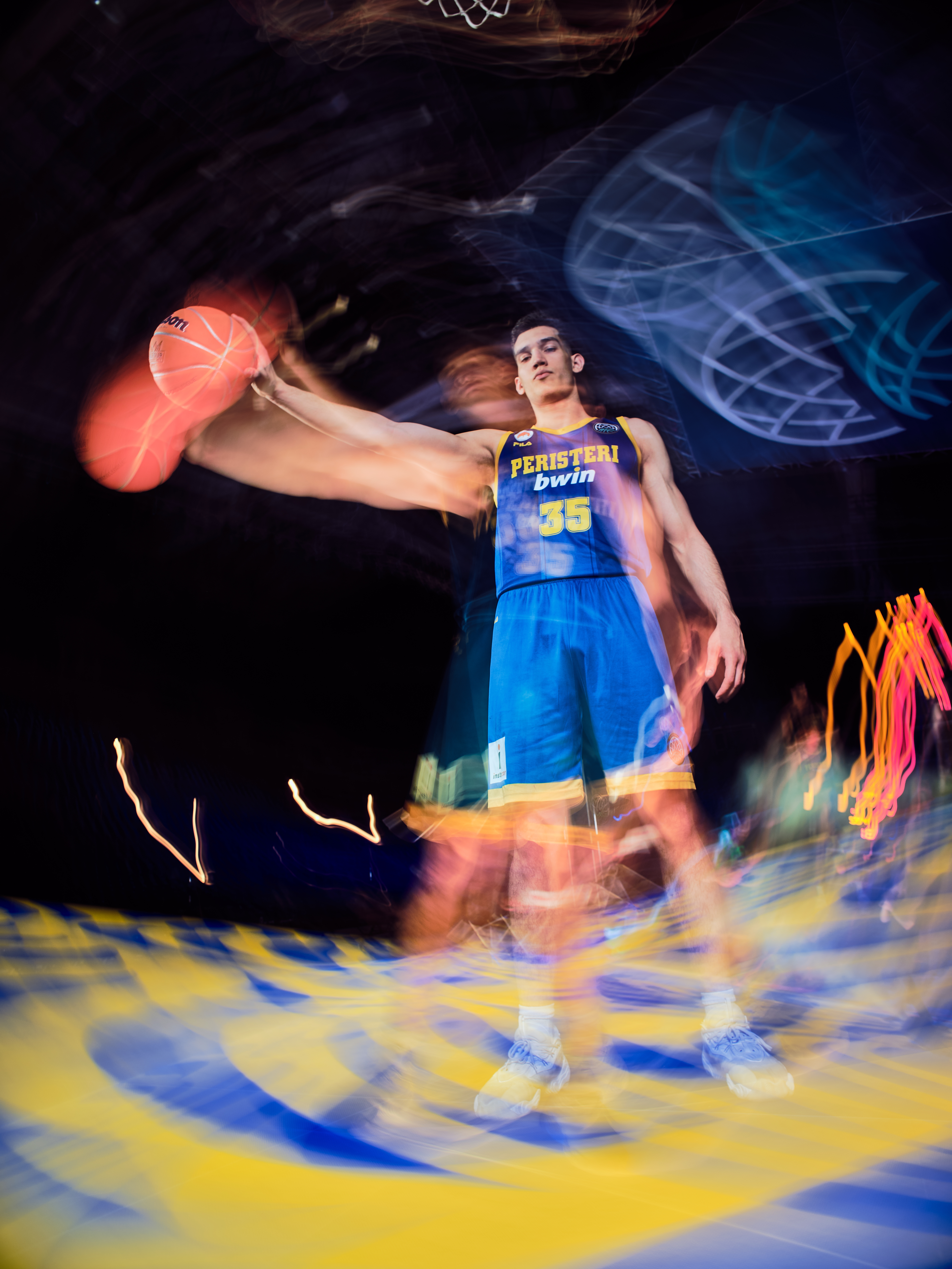 Το φουτουριστικό μπάσκετ της FIBA-4