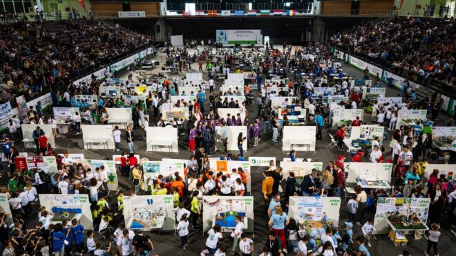 cosmote-για-10-χρόνια-συμβάλλει-στη-διάδοση-κα-562964758