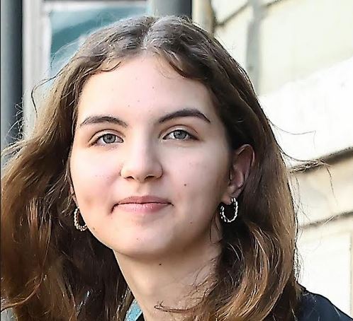 Τα κορίτσια της Νομικής Αθηνών που νίκησαν Κέμπριτζ και Οξφόρδη-10