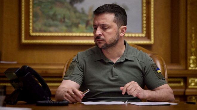 ζελένσκι-η-προσοχή-μας-είναι-στραμμέν-562971352