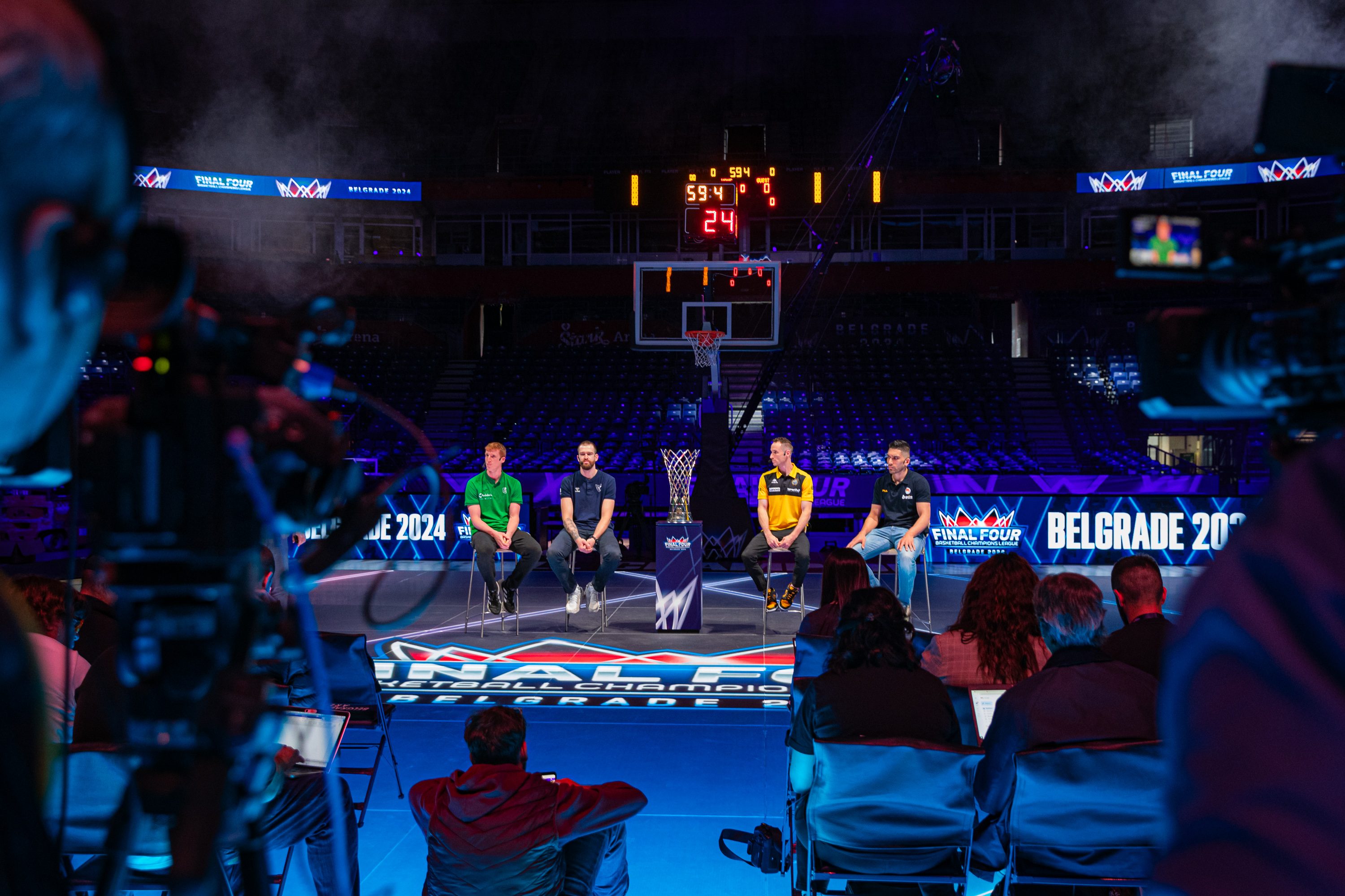Το φουτουριστικό μπάσκετ της FIBA-1