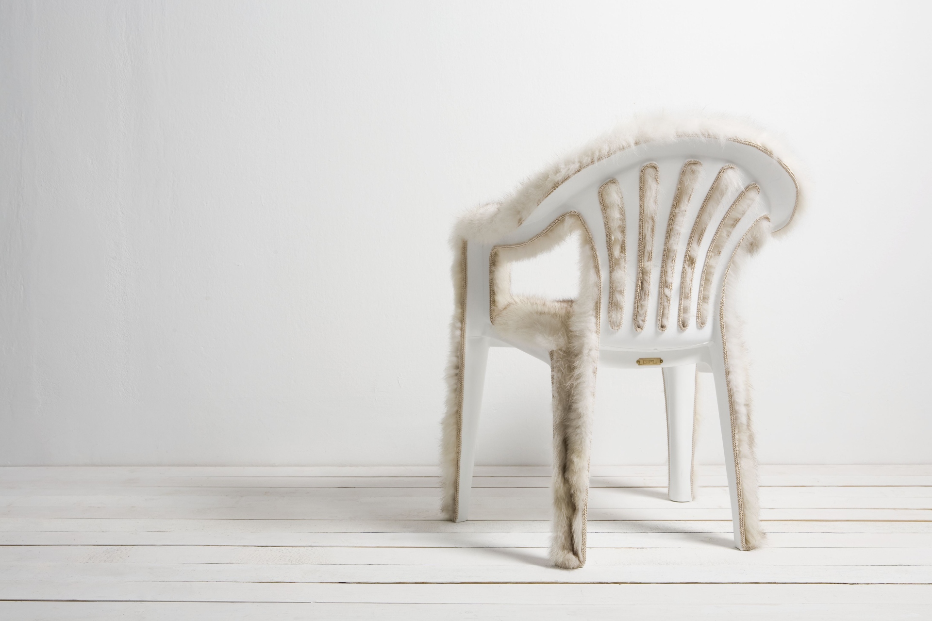 Η καρέκλα του αιώνα βρίσκεται στο σπίτι σας-5