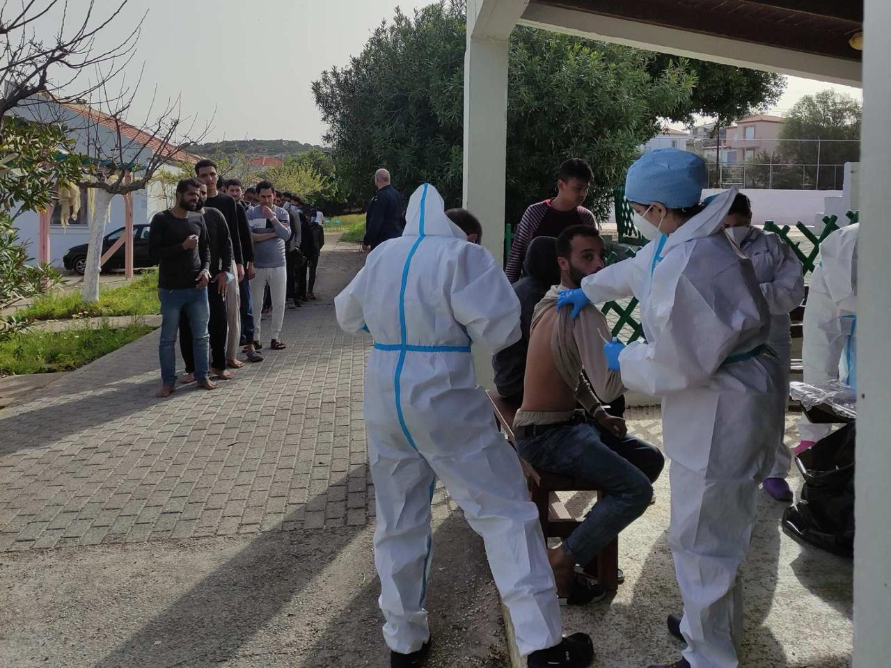 Αποστολή της «Κ» στην Κρήτη: «Απέναντι είναι σε αναμονή χιλιάδες μετανάστες»-4