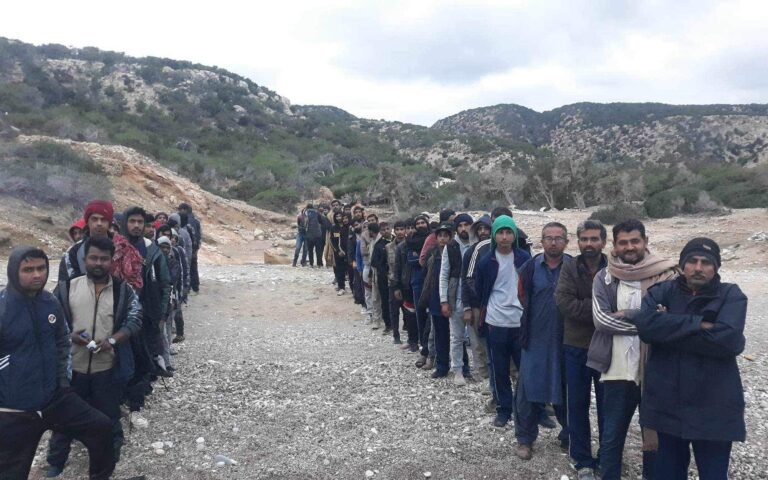 Στο Τομπρούκ, μία είναι η λέξη στα χείλη των μεταναστών: Γαύδος-5