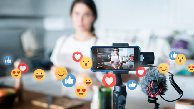 πανευρωπαϊκός-έλεγχος-σε-576-influencers-για-τις-562984954