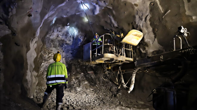 χαλκός-το-κρίσιμο-μέταλλο-για-την-ενερ-562965019