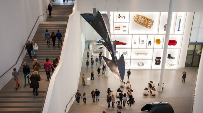 μόναχο-απολύθηκε-γιατί-κρέμασε-δικό-τ-562976209