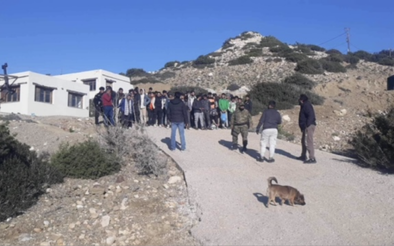 Στο Τομπρούκ, μία είναι η λέξη στα χείλη των μεταναστών: Γαύδος-6