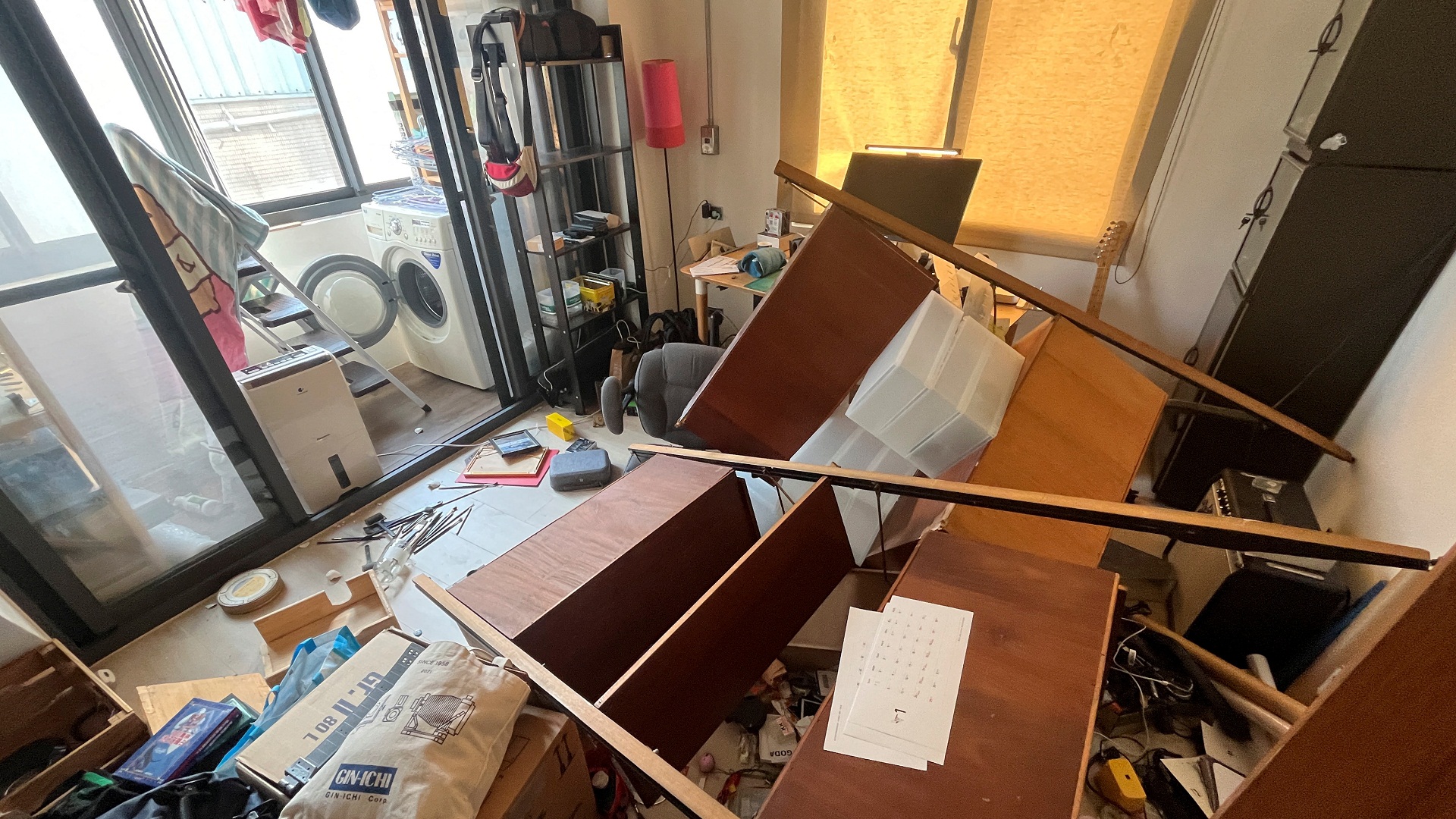 Σεισμός στην Ταϊβάν: Στους επτά οι νεκροί, εκατοντάδες οι τραυματίες από την ισχυρότατη δόνηση (βίντεο)-1