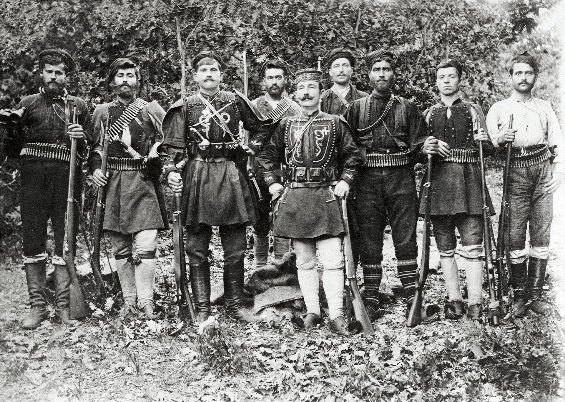 Γεώργιος Τσόντος Βάρδας – Από τον Μακεδονικό Αγώνα στη βασιλική Παλινόρθωση του 1935-2