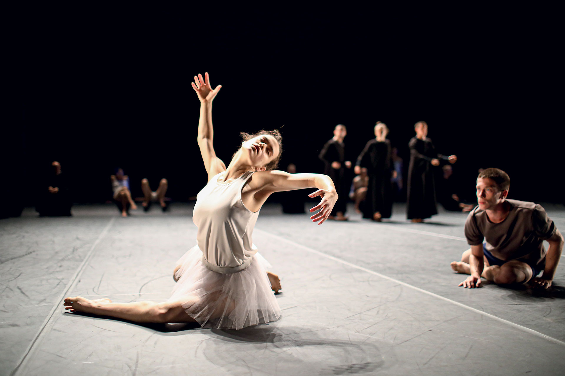 Οχάντ Ναχαρίν: «Ο καθρέφτης στον χορό είναι εμπόδιο»-2