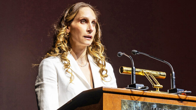 η-ιστορία-μέσα-από-την-ιστορία-του-ξενο-562980931