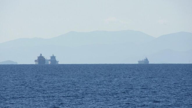 ρητορική-γκρίζων-ζωνών-και-από-το-το-562986835