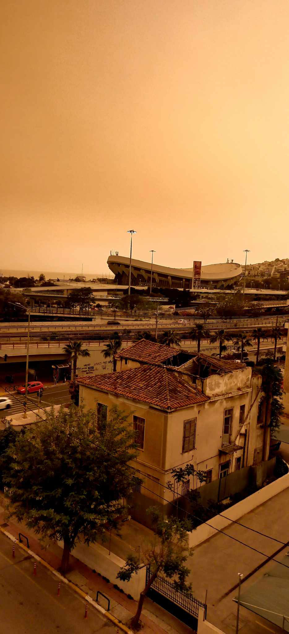 Αφρικανική σκόνη: Εικόνες… Dune στην Αθήνα και άλλες πόλεις-16