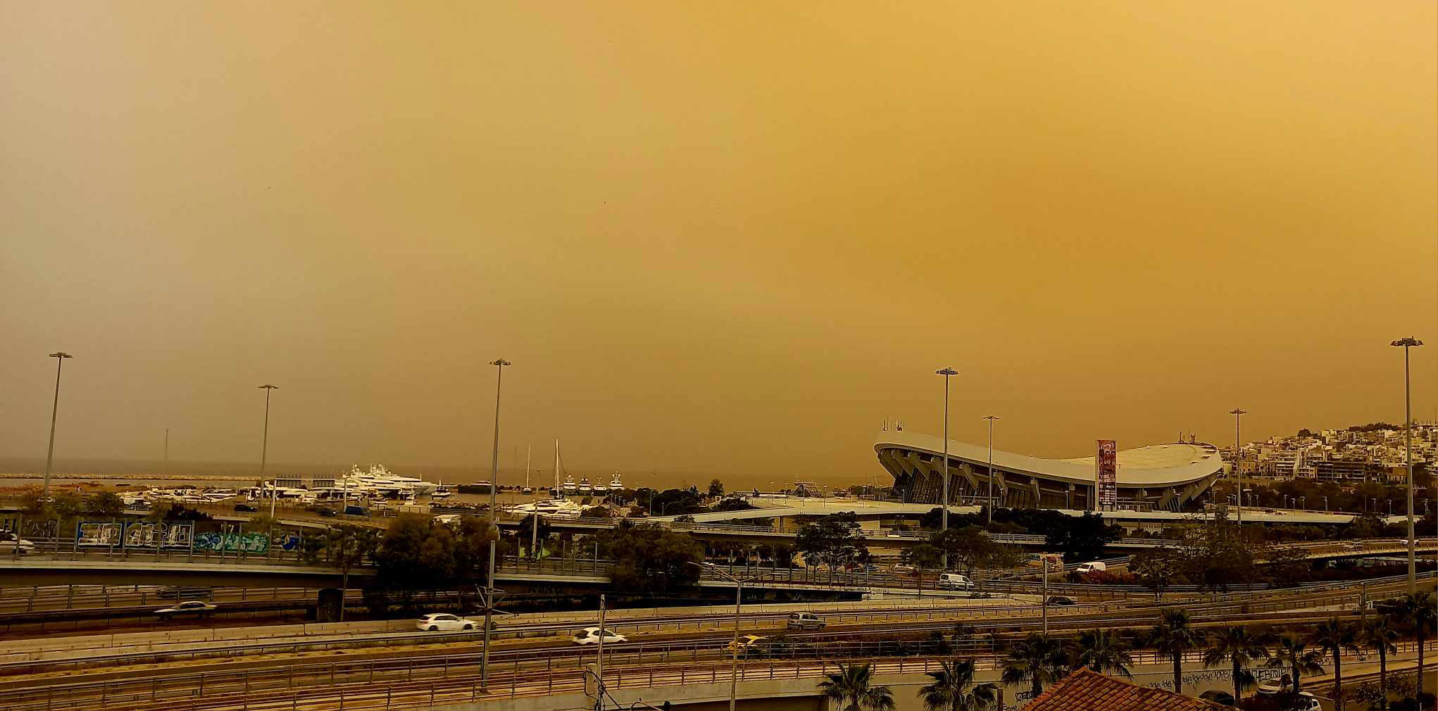 Αφρικανική σκόνη: Εικόνες… Dune στην Αθήνα και άλλες πόλεις-17