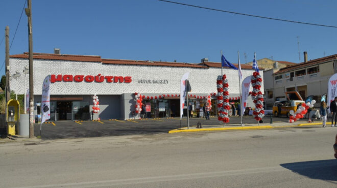 κυρίαρχη-στην-κέρκυρα-η-μασούτης-562993945