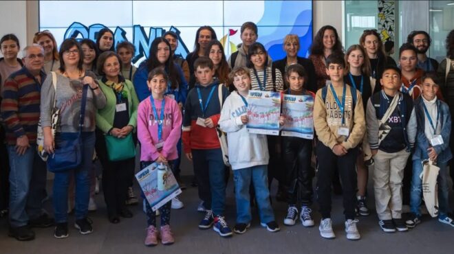 στην-κ-οι-συντάκτες-μαθητικής-διανη-562959640