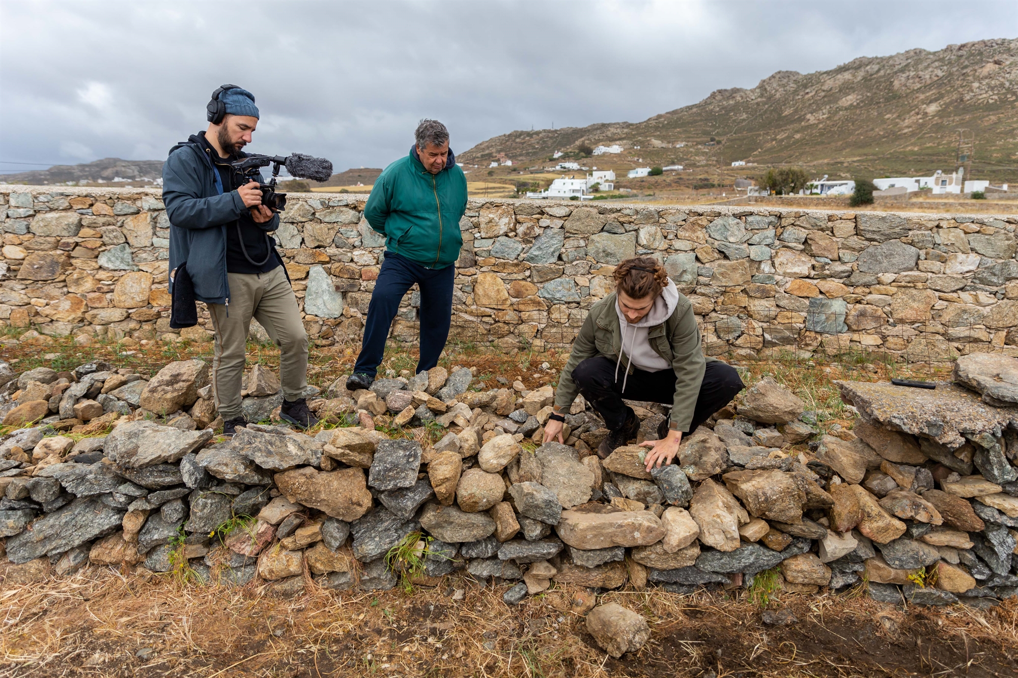 Οι λίθινες γραμμές του κυκλαδίτικου τοπίου-3