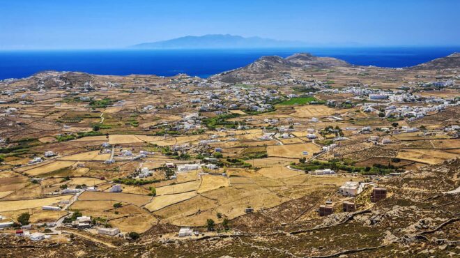 οι-λίθινες-γραμμές-του-κυκλαδίτικου-τ-563002900