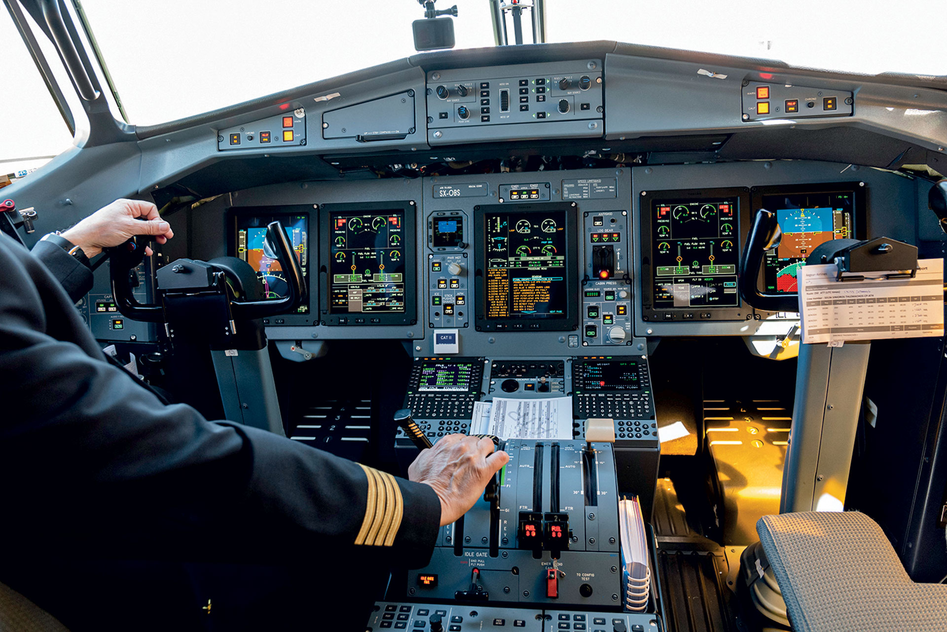 Στην τελευταία πτήση ενός Ελληνα πιλότου, μετά από 35 χρόνια καριέρας-3