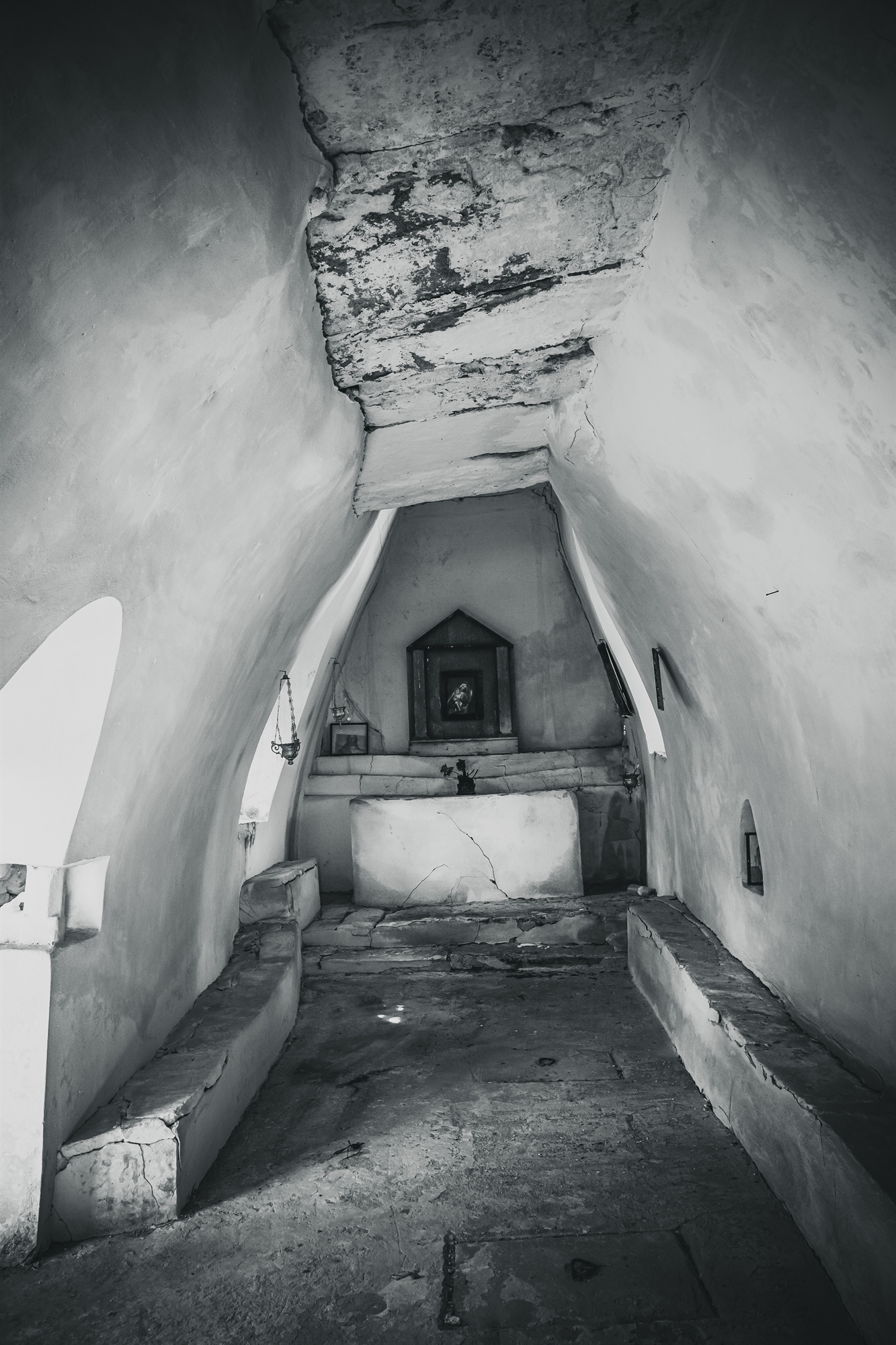 Τήνος: «1.300 πιτσιλιές ασβέστης στην πέτρα»-4