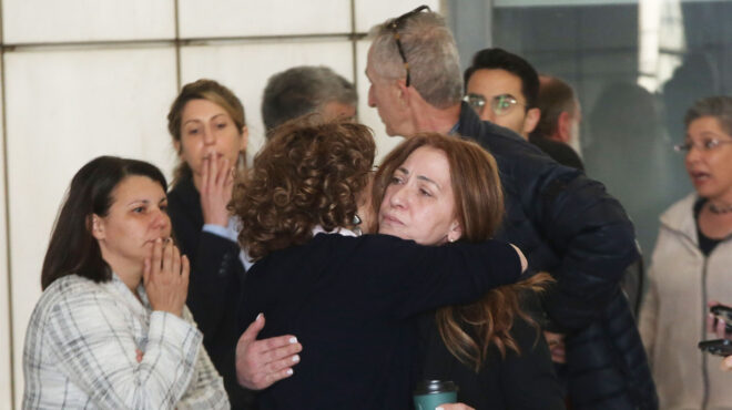 ούτε-μία-μέρα-φυλακή-για-το-μάτι-563005633