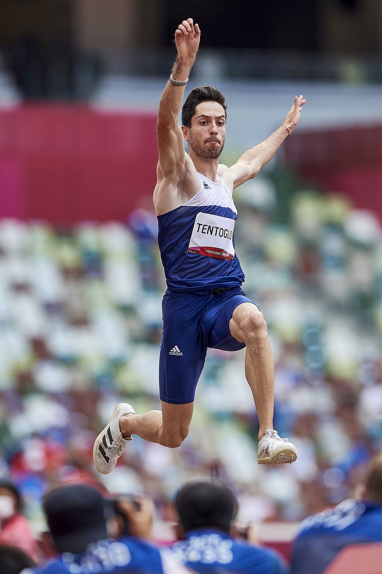 Αψηφώντας τη βαρύτητα: όταν ο φακός συναντά την υπέρβαση των αθλητών-1