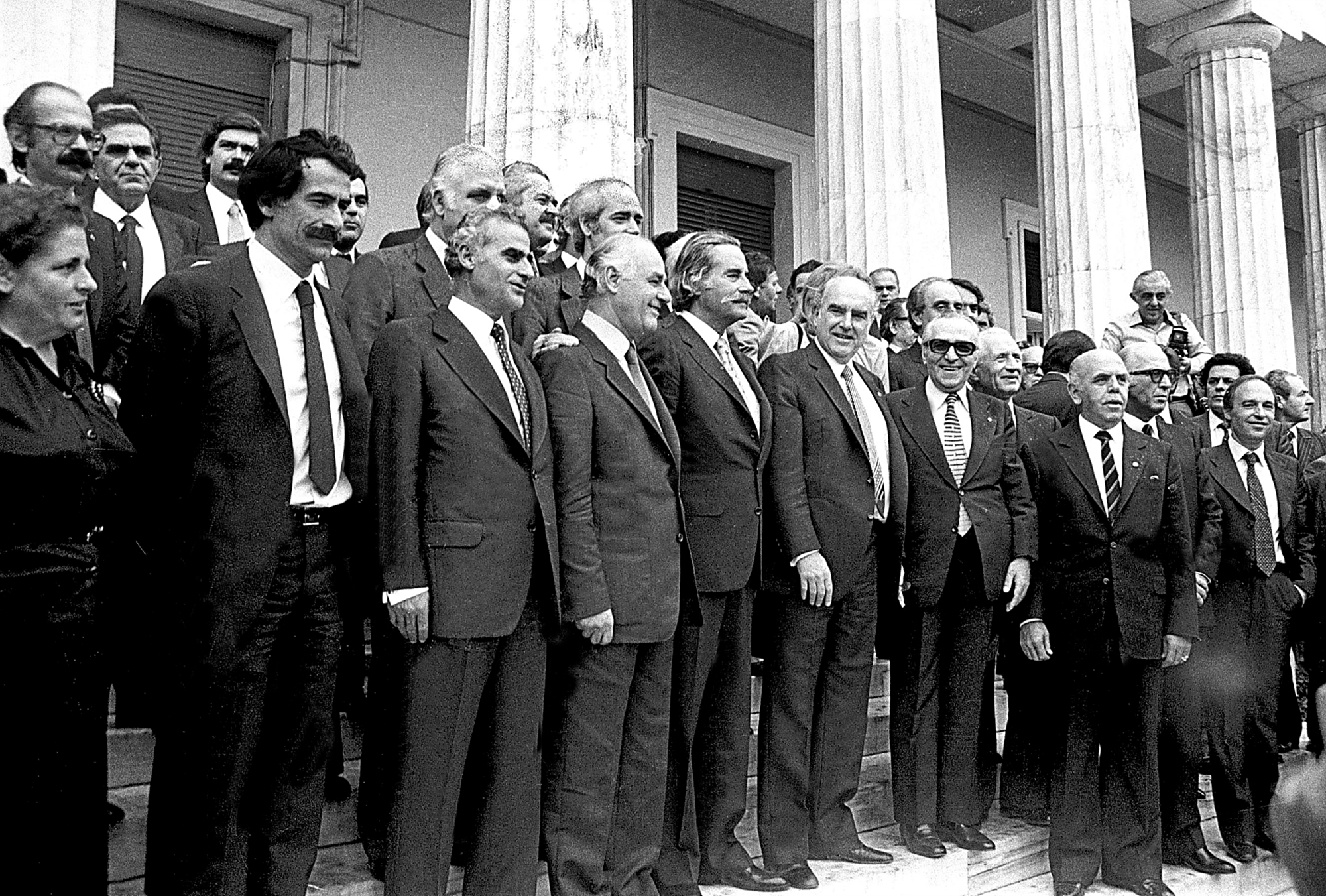 Ο εκδημοκρατισμός του συνδικαλισμού-2