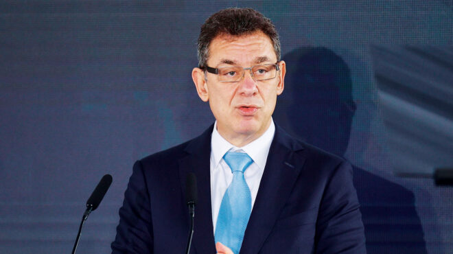 αλμπερτ-μπουρλά-στην-κ-καινοτομία-κ-562969363