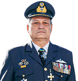 Εντός και Εκτός: Ο Μπελέρης «παρών» στη Νέα Υόρκη-1