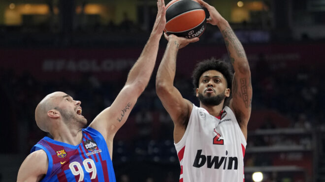 οι-ιταλοί-στέλνουν-εβανς-και-ντόρσεϊ-σ-562987501