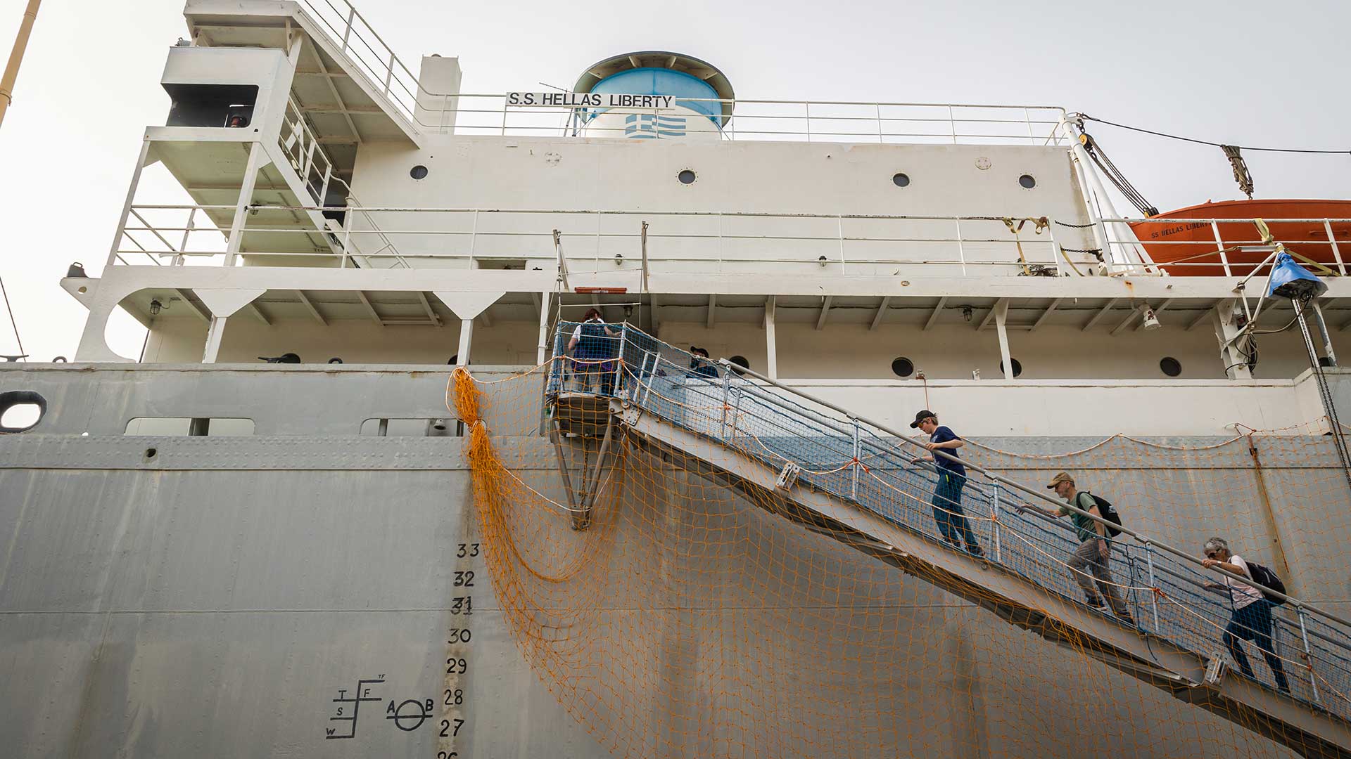 Δραπετσώνα: Βόλτα στις γειτονιές, τις αγορές, τα κουτούκια, τα κεμπαπτζίδικα της ιστορικής συνοικίας-6