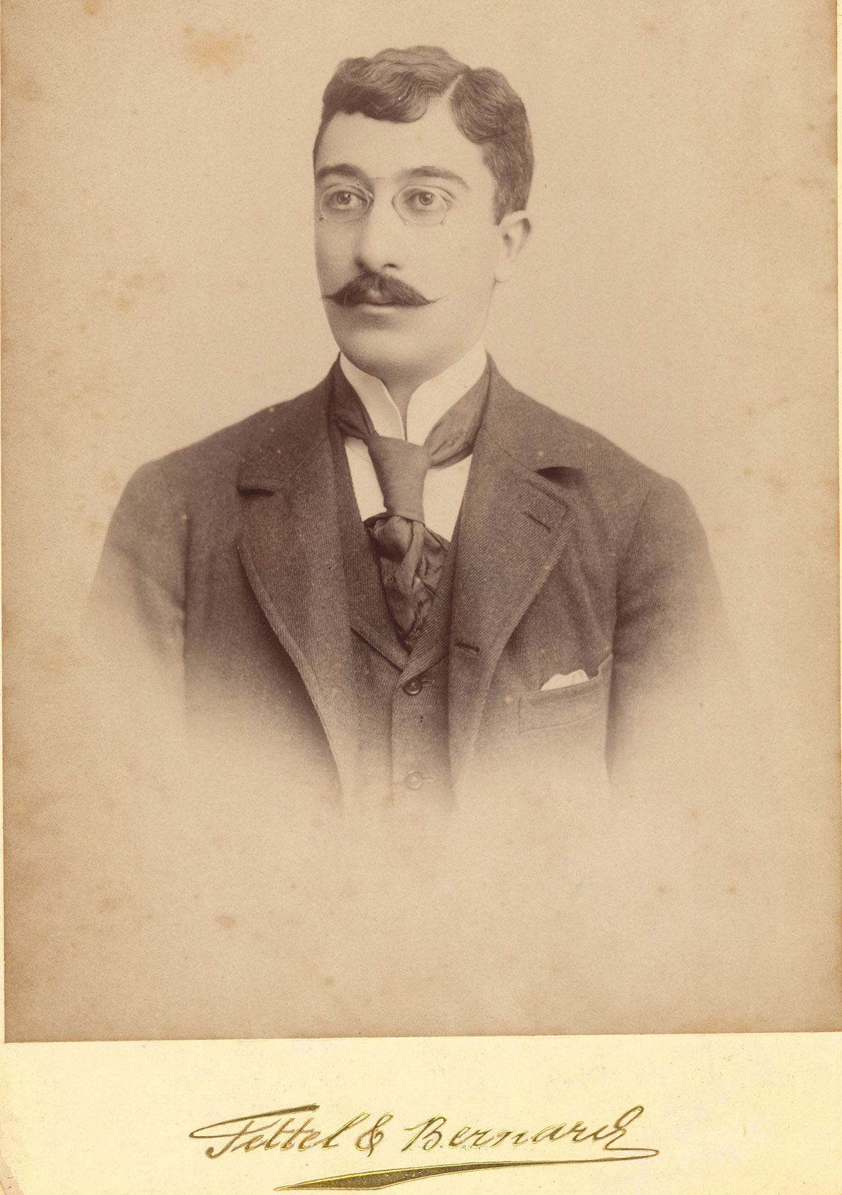 Ο παρακμιακός ινφλουένσερ της ποίησης-1