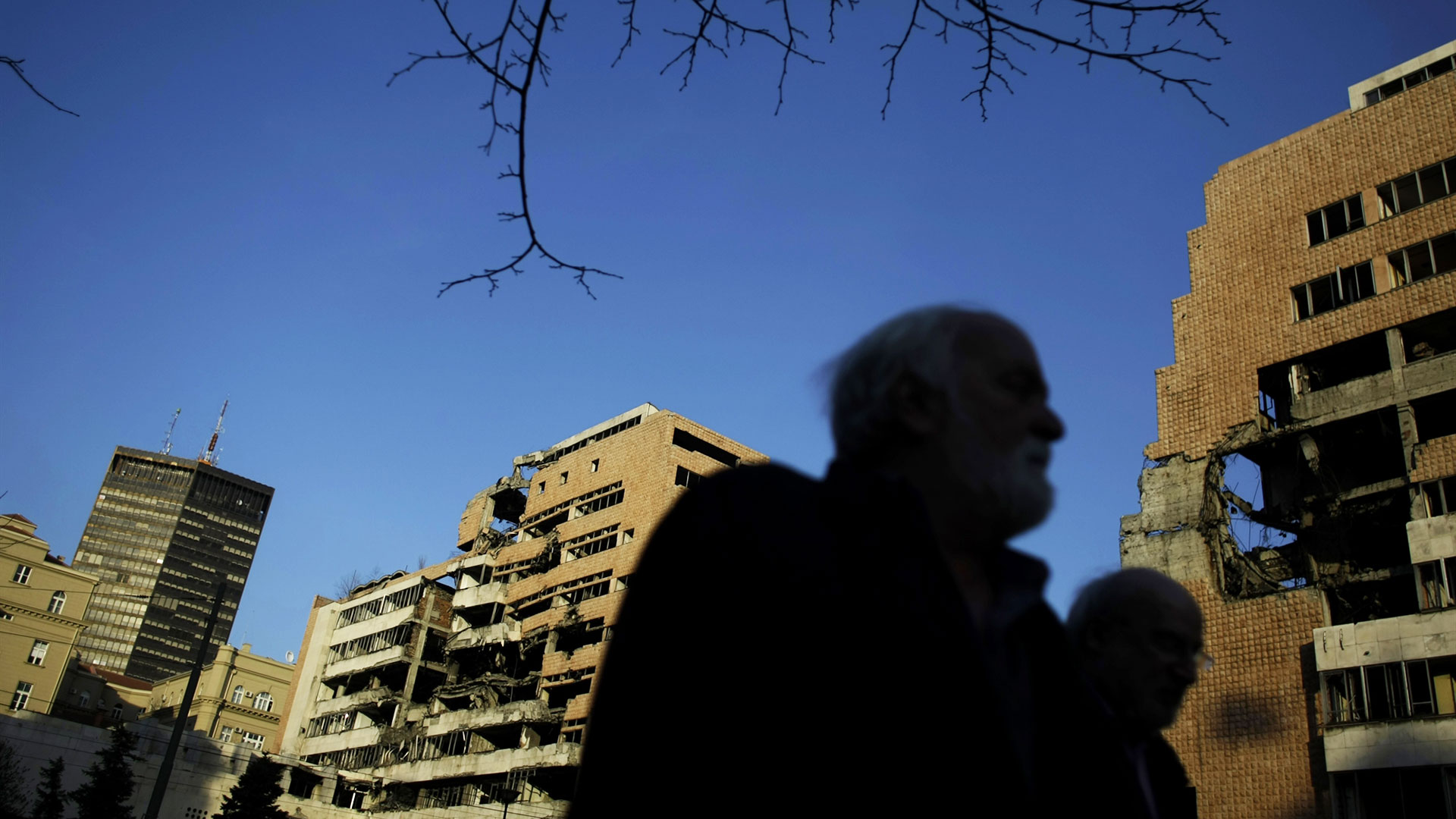 Βελιγράδι: «Πύργος Τραμπ» στα ερείπια;-1