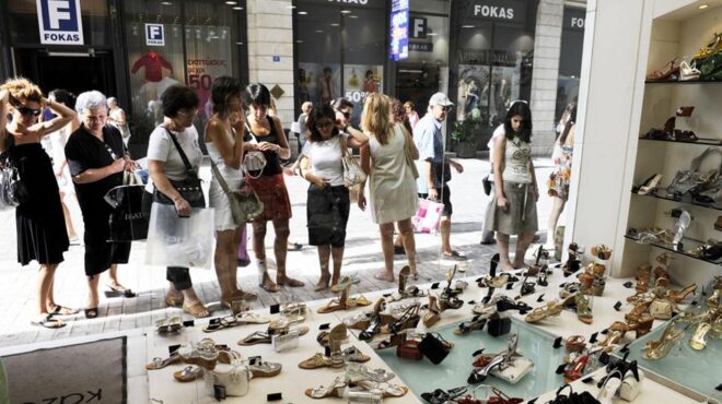 λιανεμπόριο-χαμηλές-πτήσεις-το-πρώτο-562966345