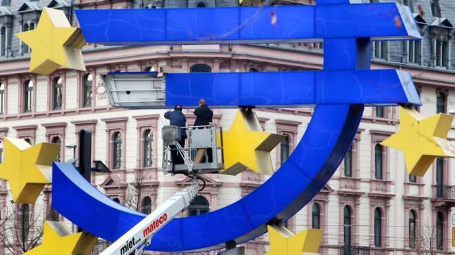 η-μάχη-της-εκτ-με-τον-πληθωρισμό-562964626