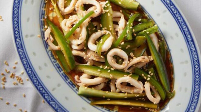 σαλάτα-με-καλαμάρι-πικάντικη-και-εξωτ-562977856