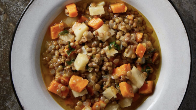 φακές-λεμονάτες-και-πικάντικες-με-σελ-562998520