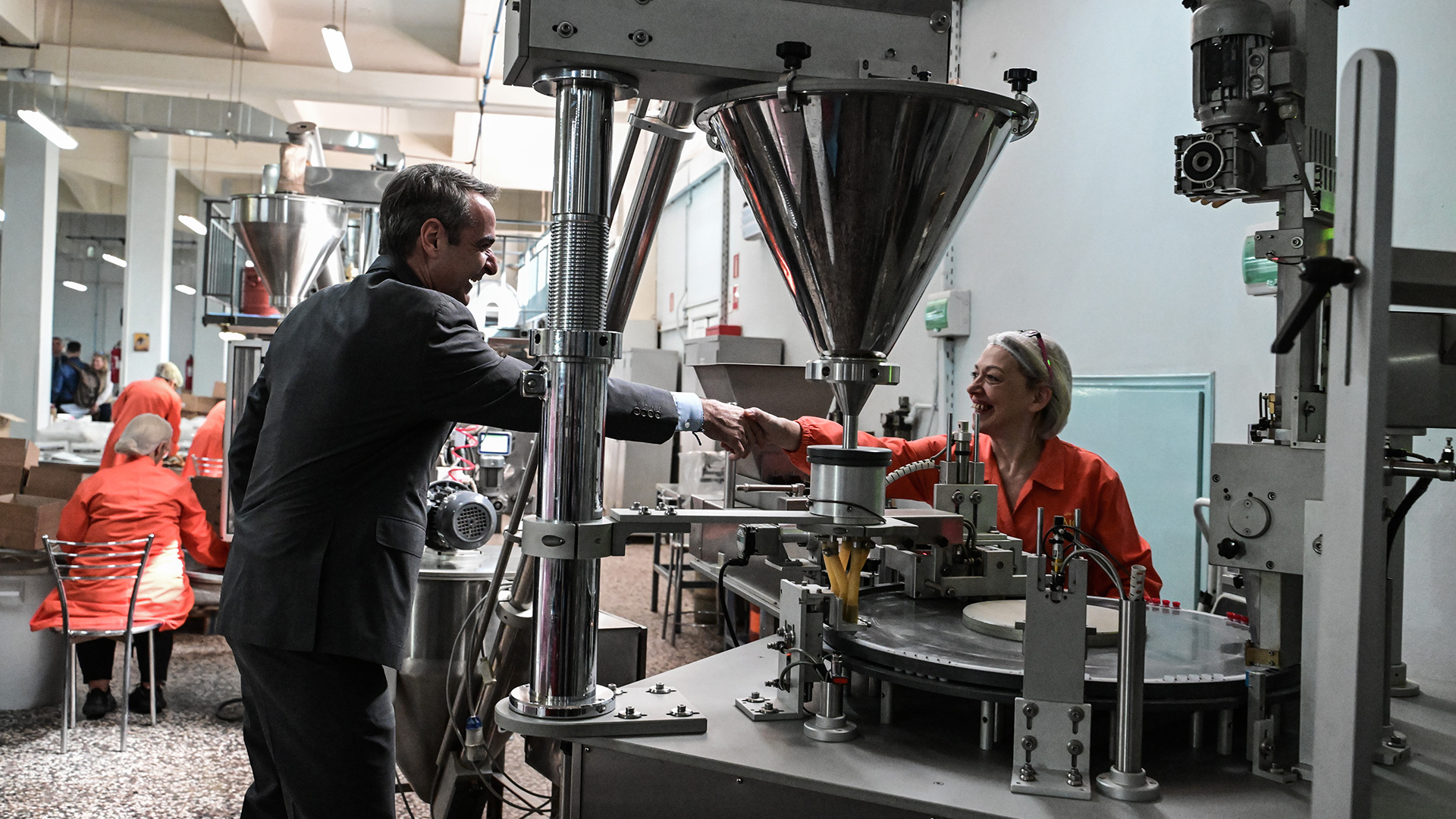 Μητσοτάκης: «Ο κατώτατος μισθός έχει αυξηθεί περισσότερο από τον πληθωρισμό»-1