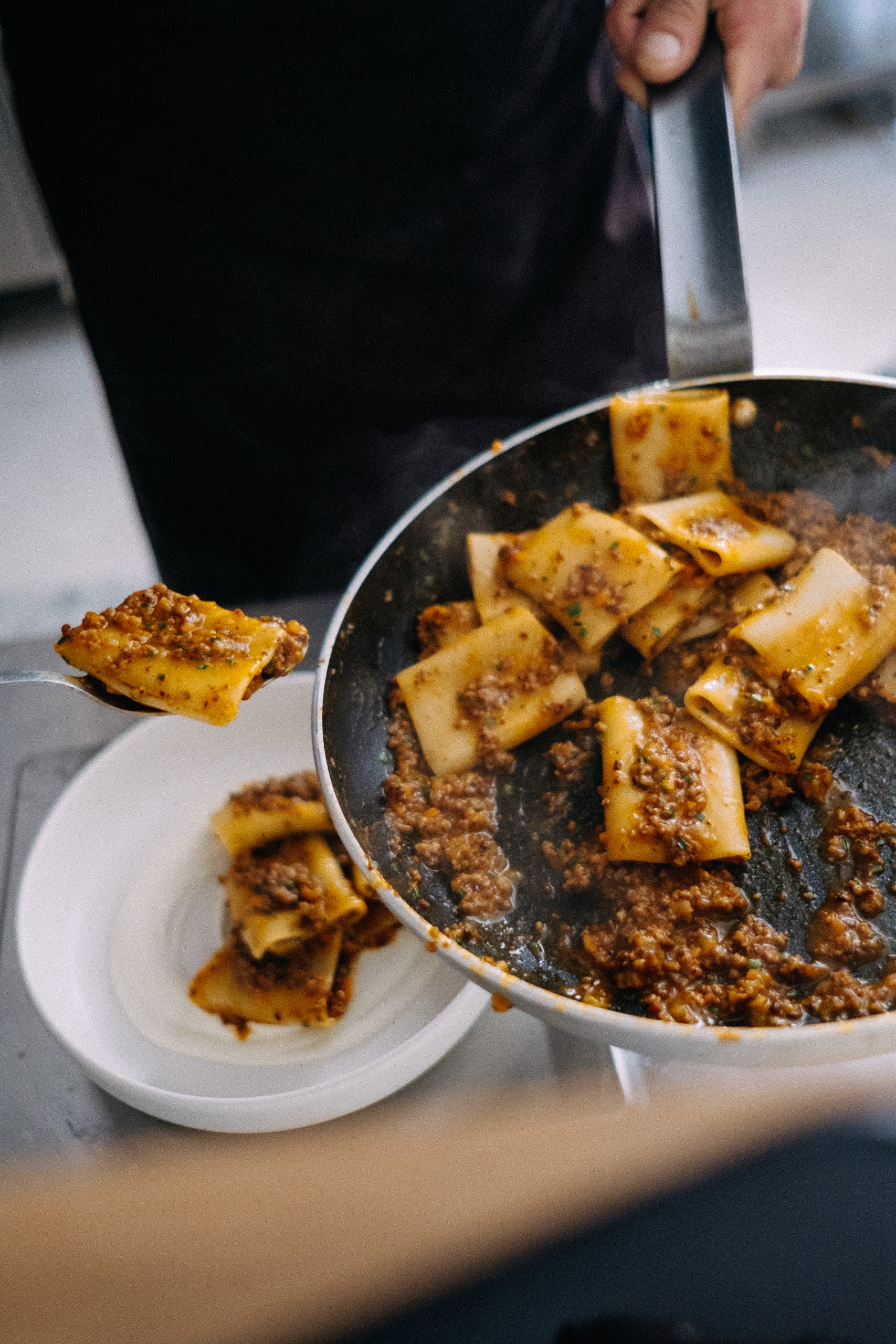 Στα δυο άκρα της Τριών Ιεραρχών-1