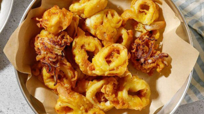 καλαμαράκια-τηγανητά-σε-πικάντικο-κο-562970227