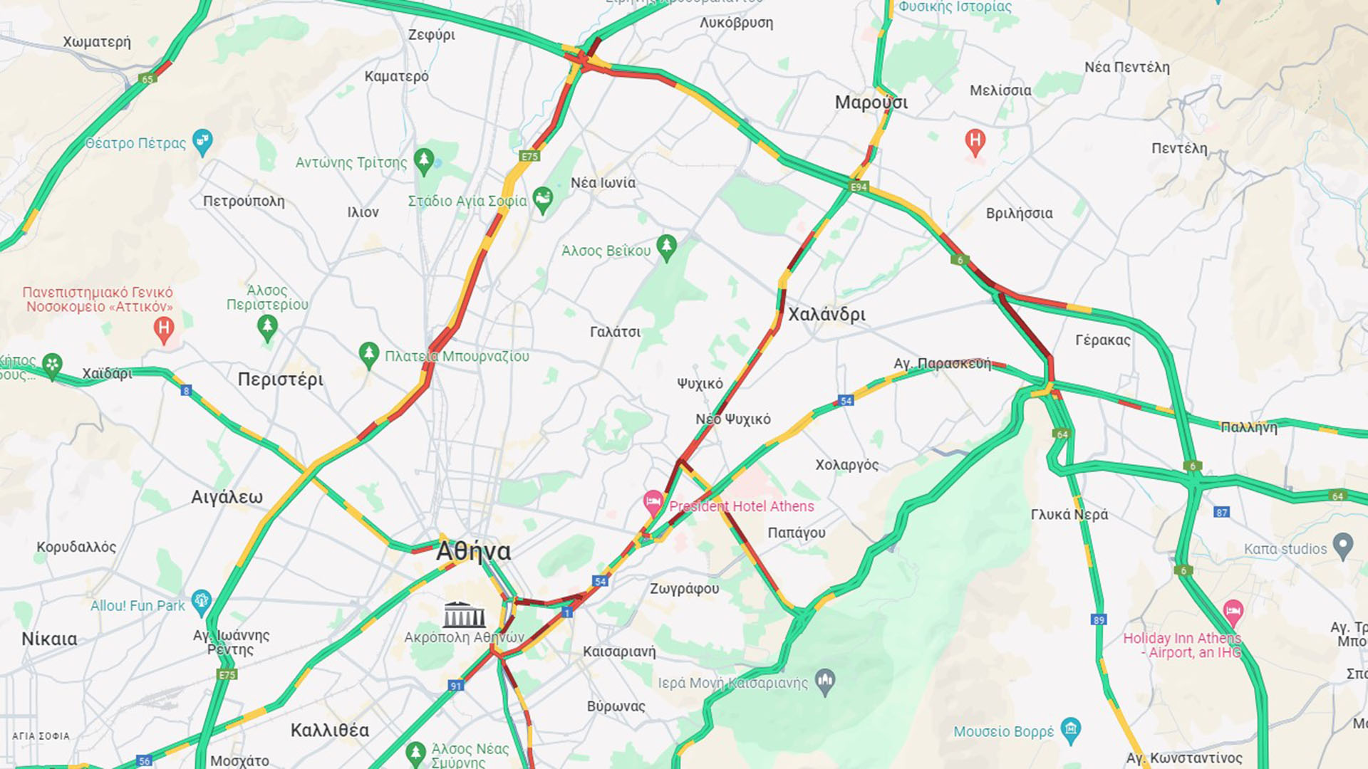 Ανατροπή στρατιωτικού οχήματος στην Αθηνών – Λαμίας-1