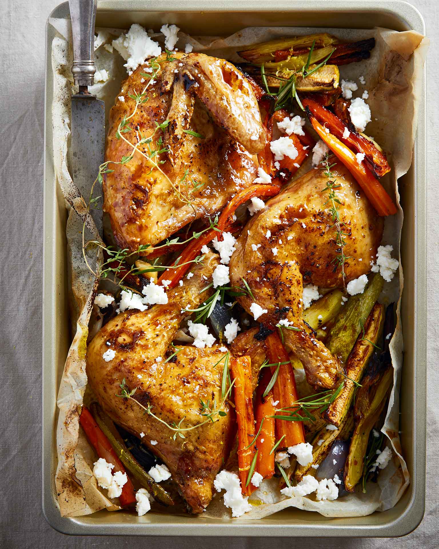 Το μενού της εβδομάδας: Από μπιφτέκια κοκκινιστά μέχρι γιουβετσάκι με αρακά-6