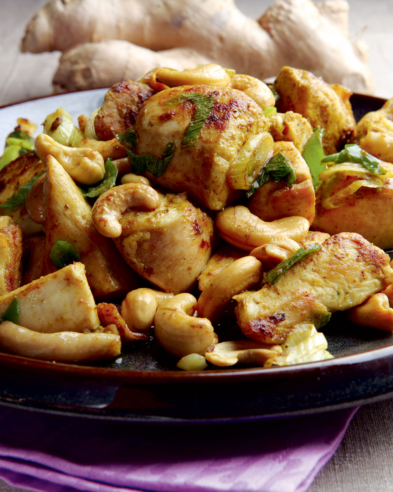 Το μενού της εβδομάδας: Από μπιφτέκια κοκκινιστά μέχρι γιουβετσάκι με αρακά-2