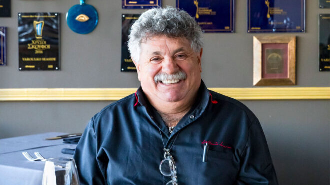 μαγειρεύοντας-την-τέλεια-ψαρόσουπα-μ-562980835