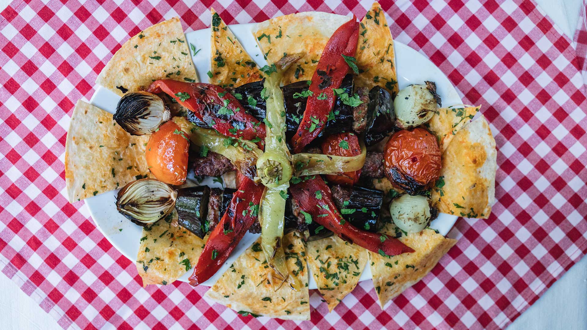 9 μαγαζιά για αυθεντικό κεμπάπ, από τα βάθη της Ανατολής στην Αθήνα-1